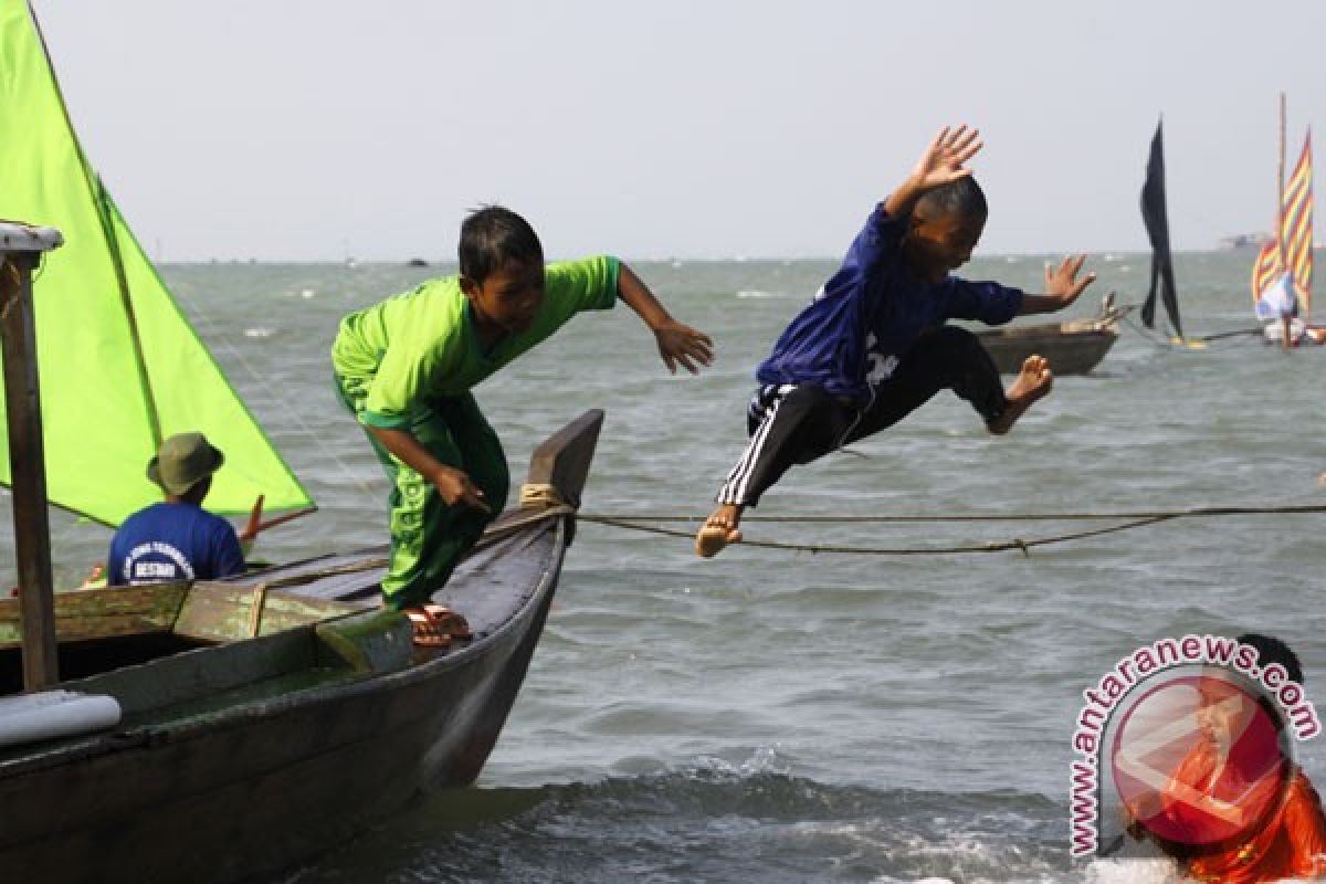 Sedikit anak nelayan Jakarta raih pendidikan tinggi