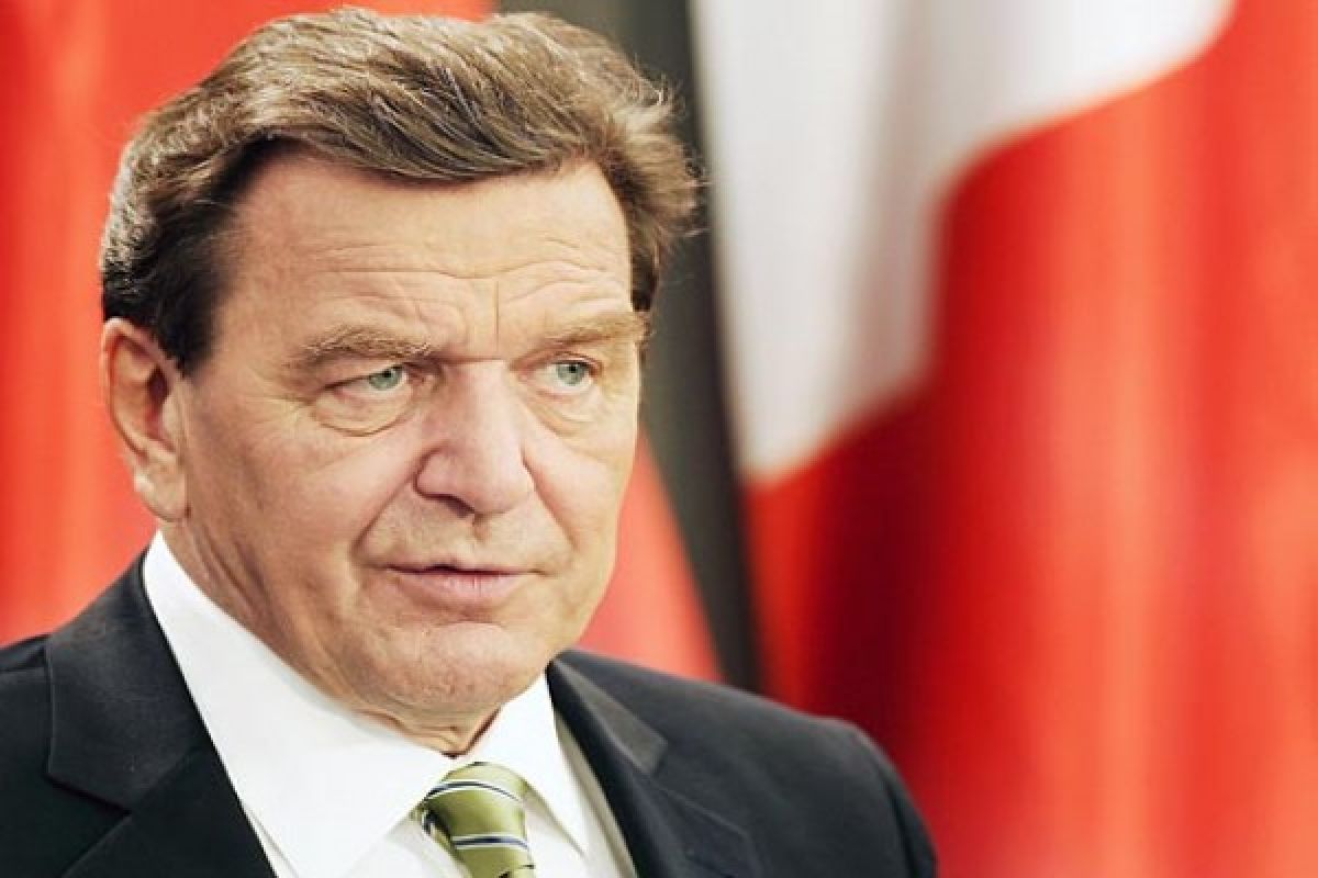 German Ex-Chancellor Schroder calls EU`s Ukraine policy "mistake"