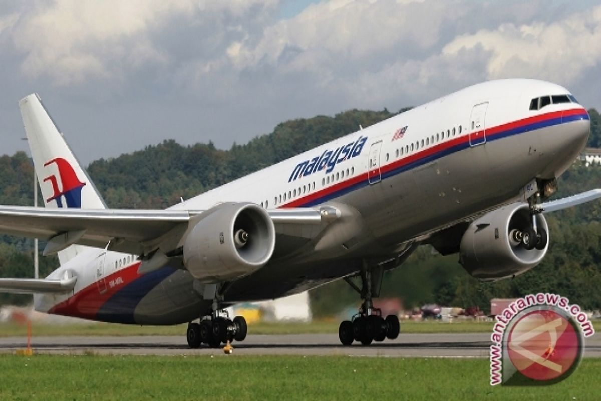 Habibie Yakin MH370 Malaysia Airlines Meledak Di Udara