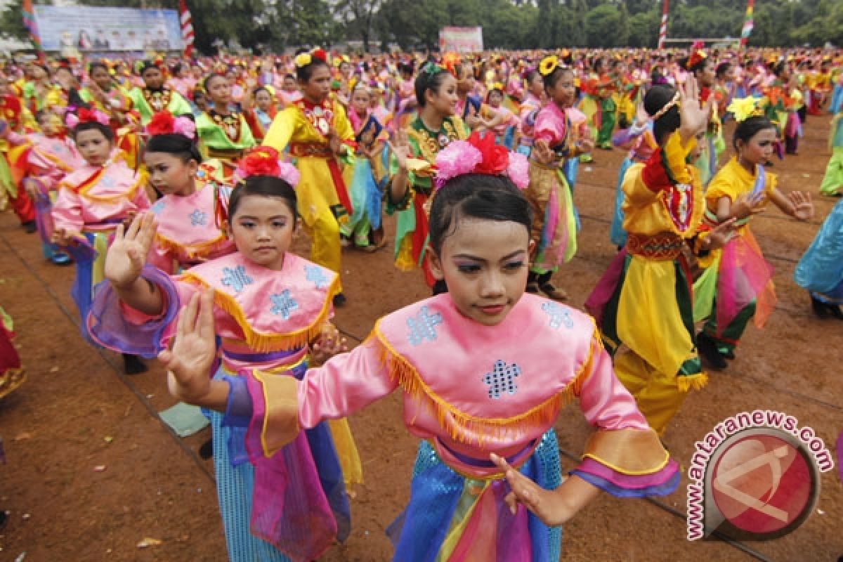 Belasan sanggar tari ikut festival budaya       