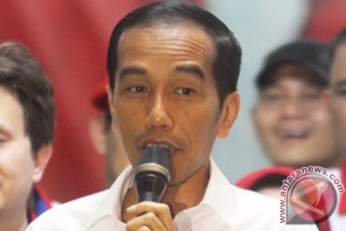 Jokowi reads Pancasila in first campaign