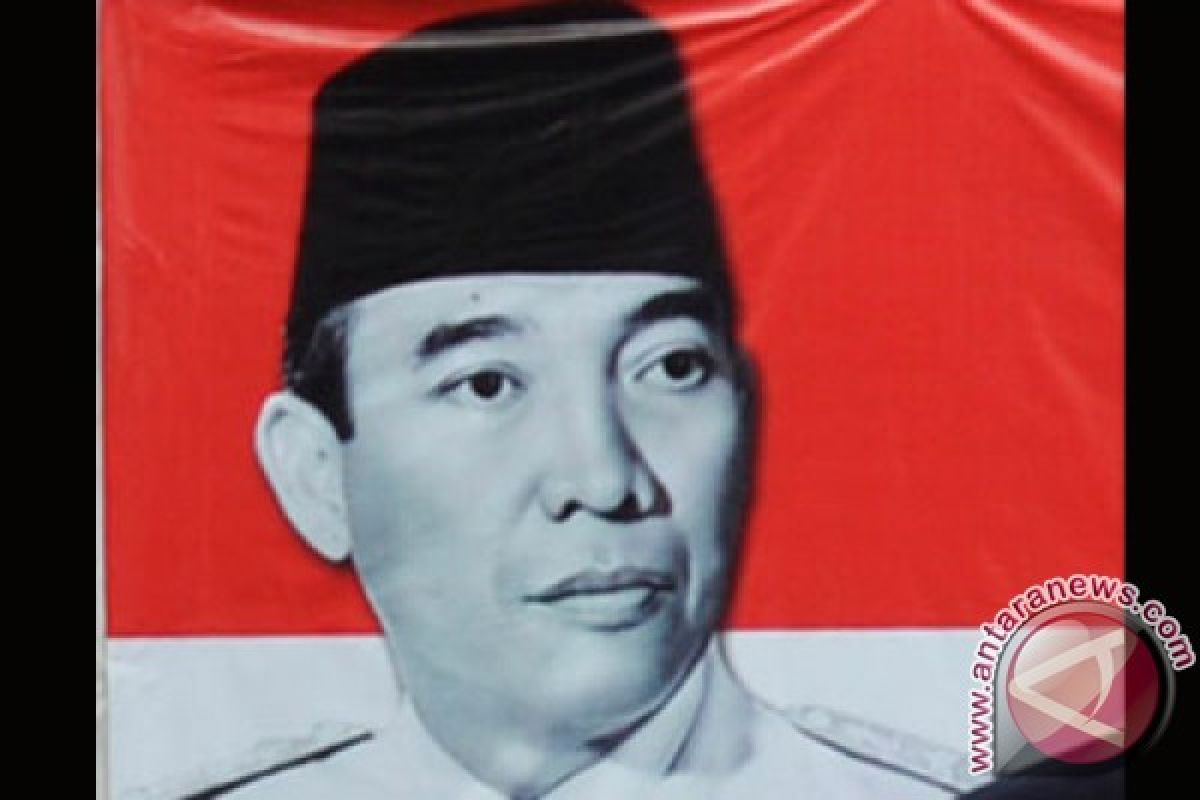 Guruh gelar pengajian peringati milad 113 Soekarno