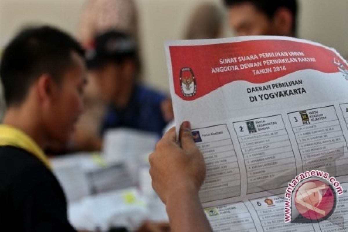 KPU kabupaten/kota se-DIY mulai terima surat suara DPR
