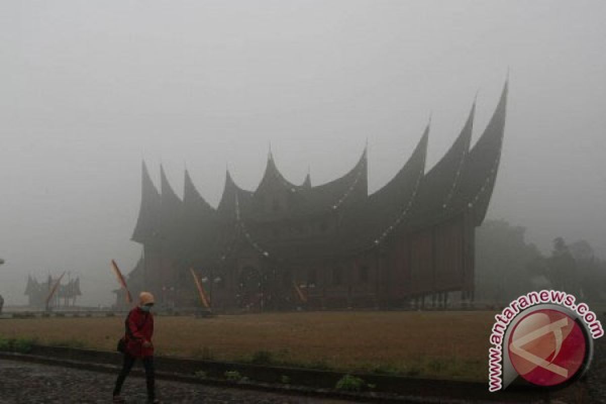 Udara Tanah Datar jadi tak sehat karena kabut asap