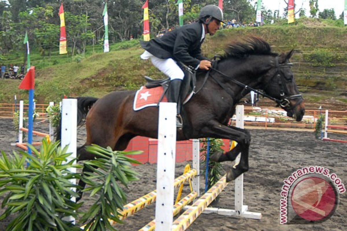 80 kandang disiapkan di arena pacuan kuda PON 2016