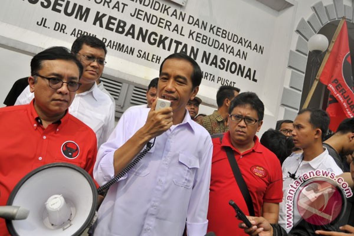 Dibilang "presiden boneka", ini bantahan Jokowi