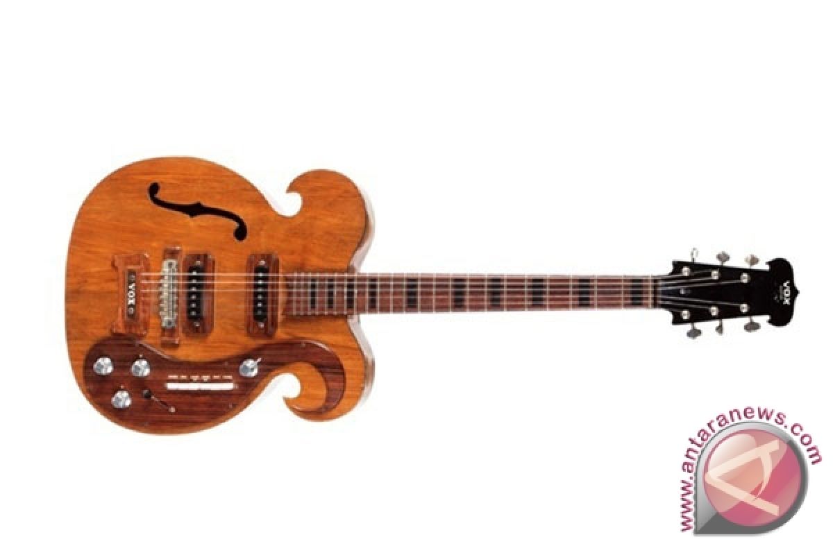 Gitar listrik George Harrison dilelang
