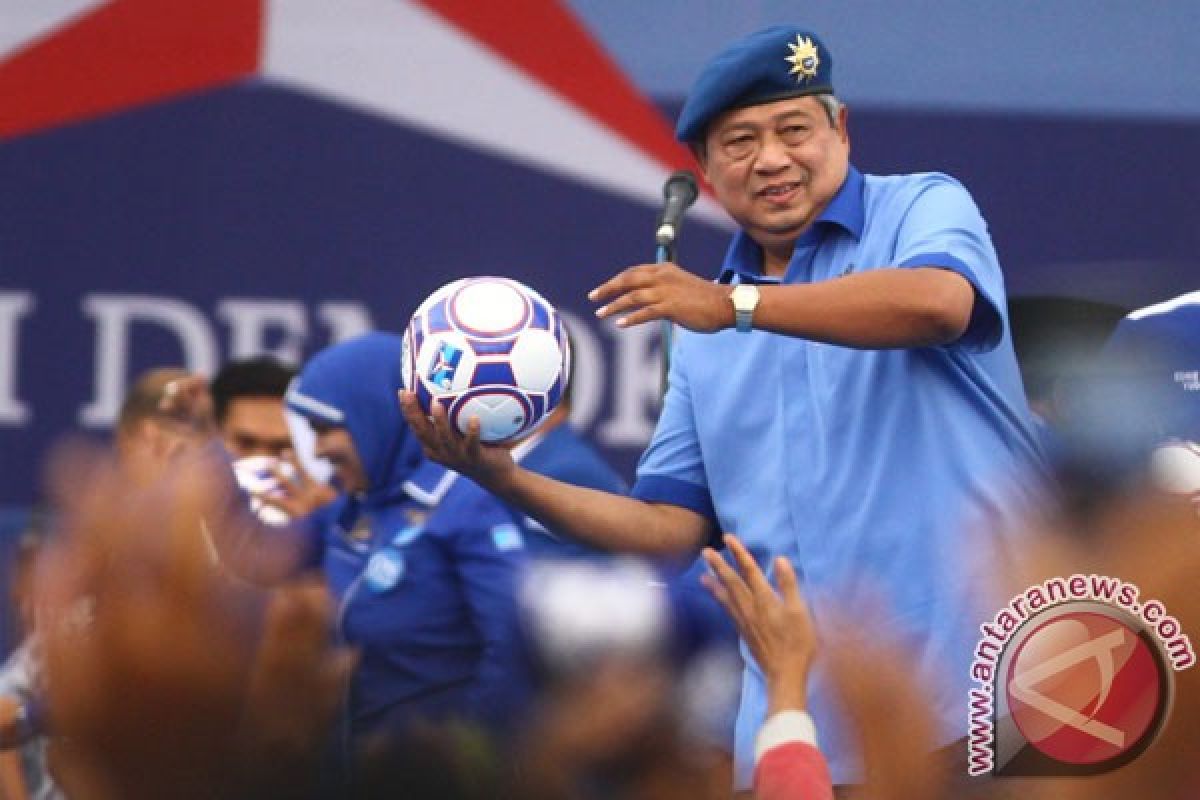 SBY berduet dengan Rio Febrian