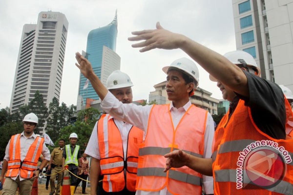 Jokowi resmikan Terminal Bus Manggarai gaya baru