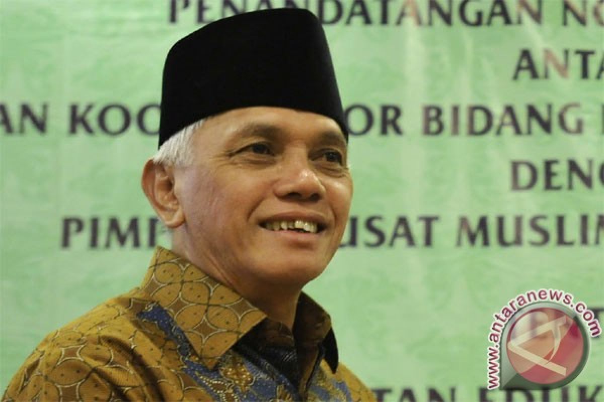 Hatta Rajasa muncul di DPP PKS