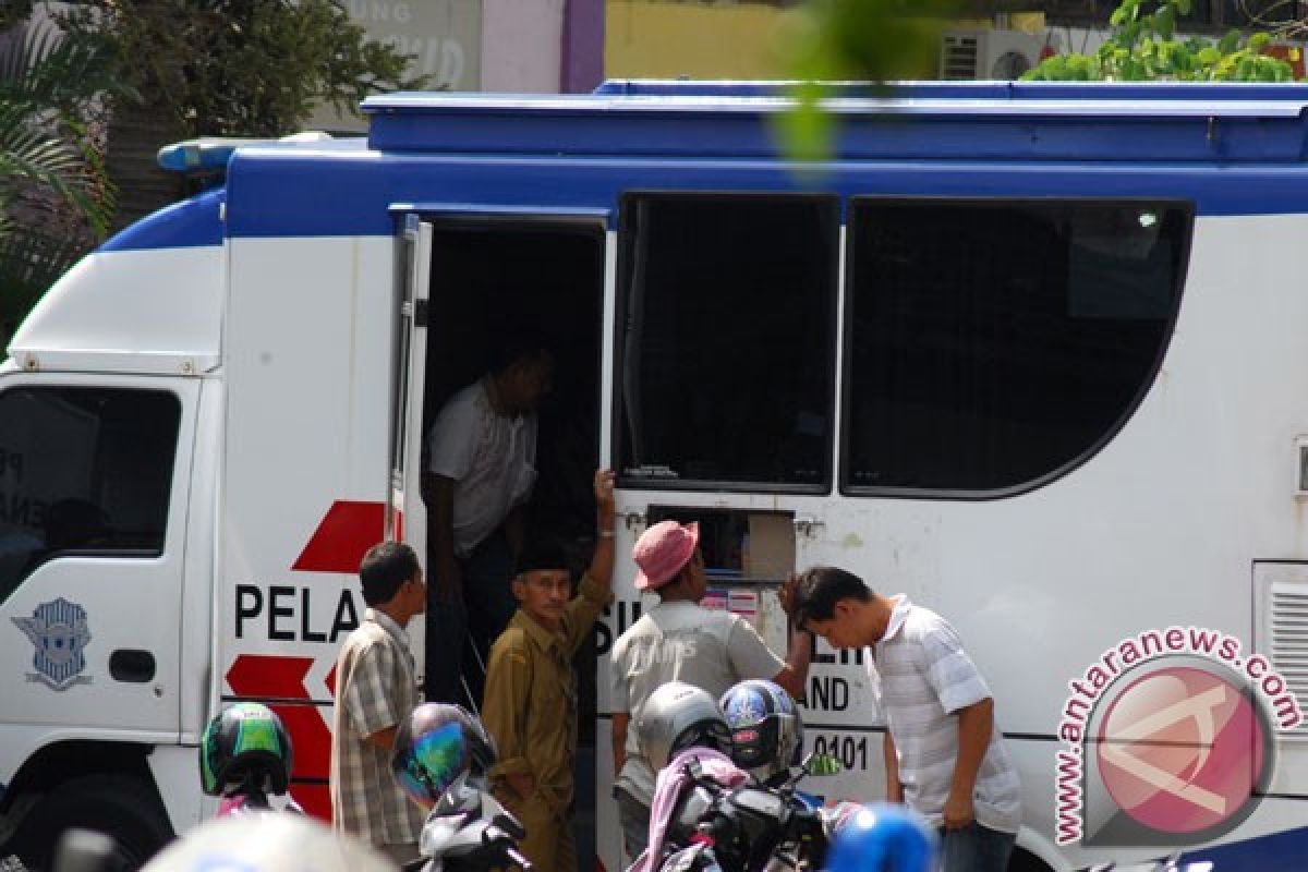 Layanan pembuatan SIM Polres Lampung Timur jangkau desa