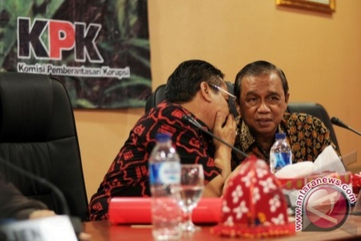 Pengganti Busyro di KPK Terganjal Polemik DPR