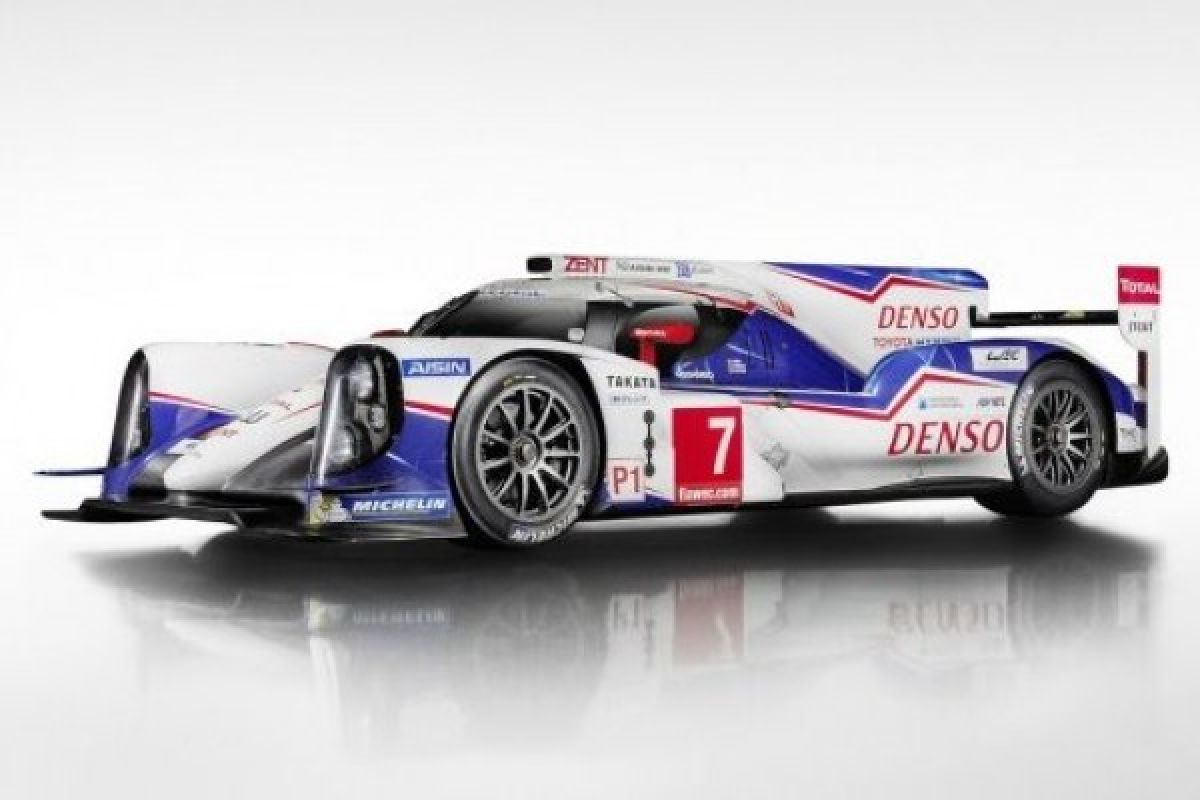 Toyota pamerkan mobil balap hybrid TS040