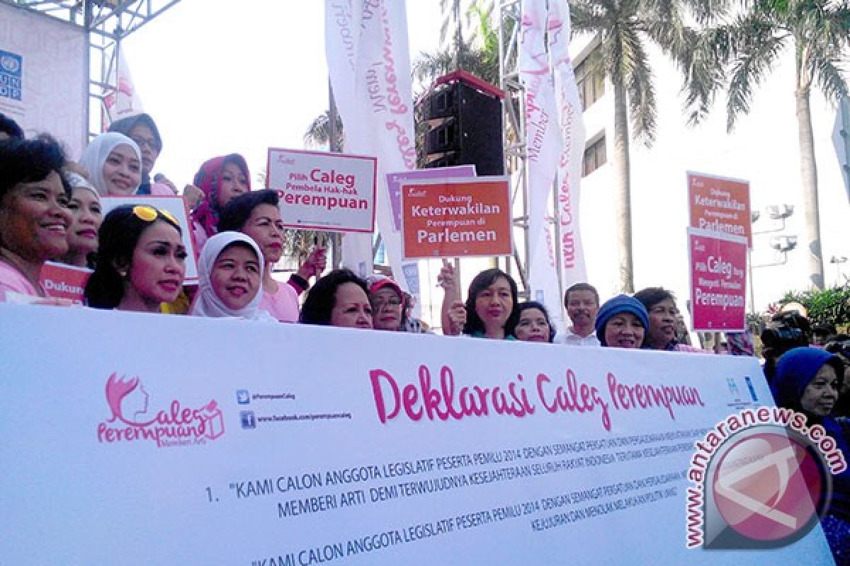 Caleg perempuan deklarasi antikorupsi