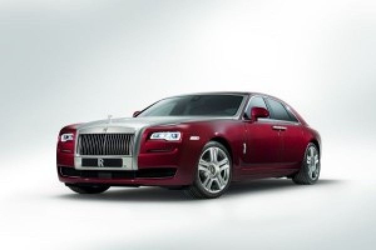 Rolls-Royce Luncurkan Ghost Series II