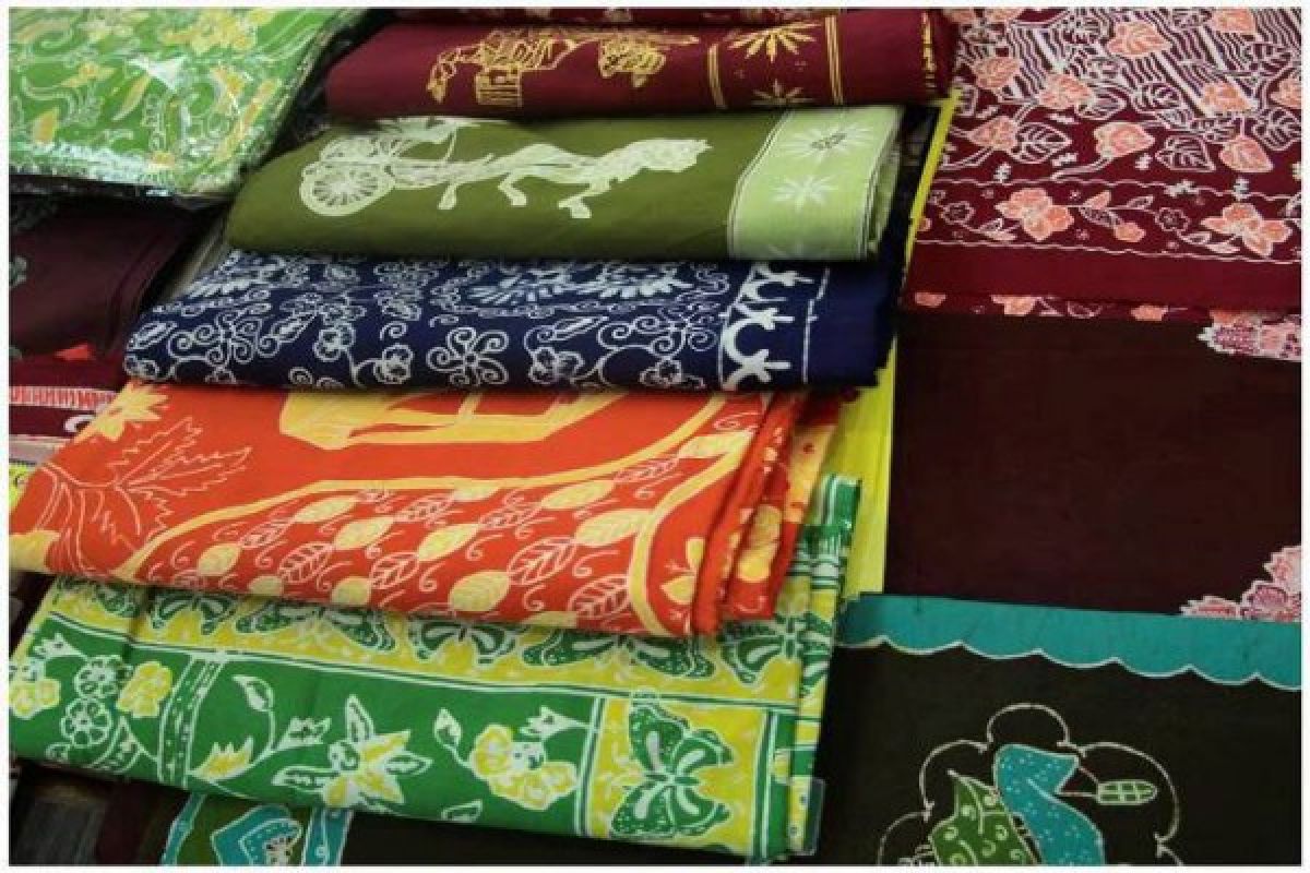 Bekasi seleksi sepuluh motif batik ASN