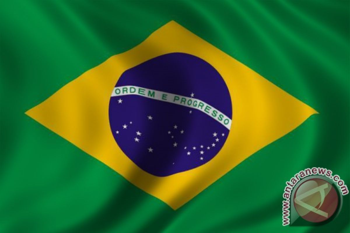 Lucas Leiva diharapkan memperkuat Brasil di Piala Dunia