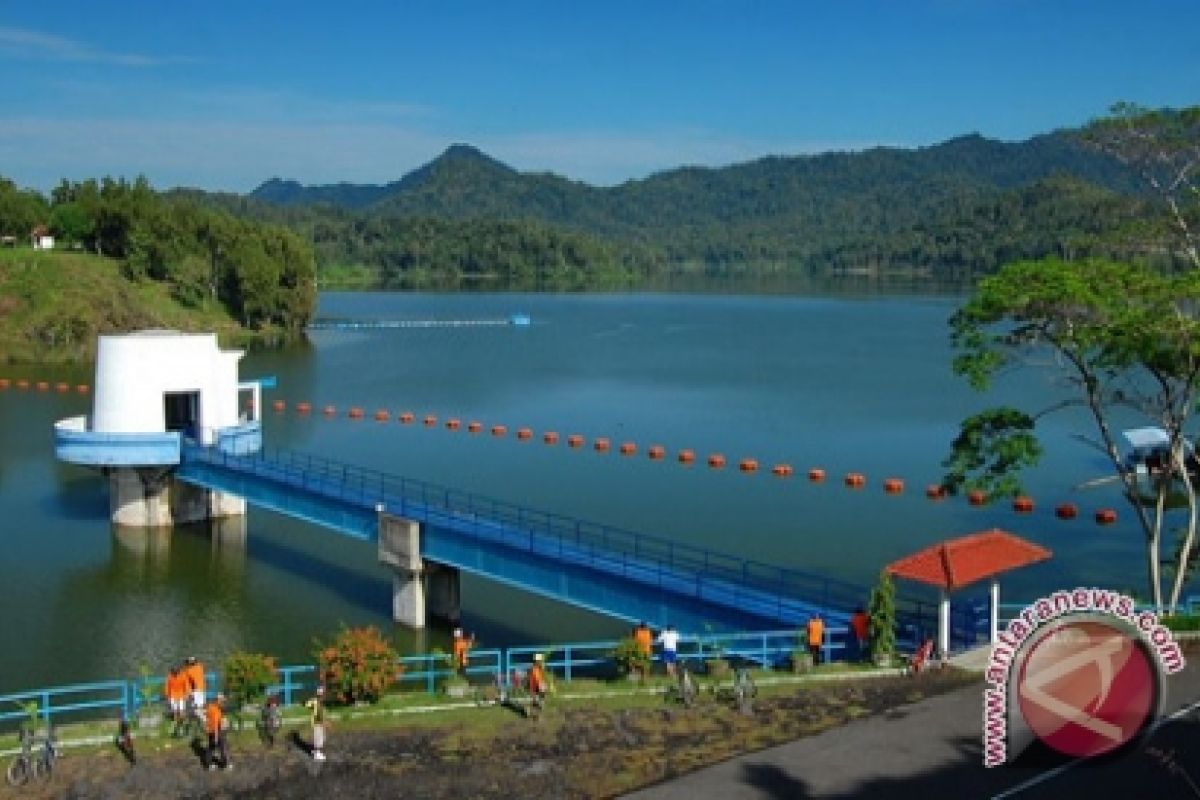 Debit Waduk Sermo turun empat meter 