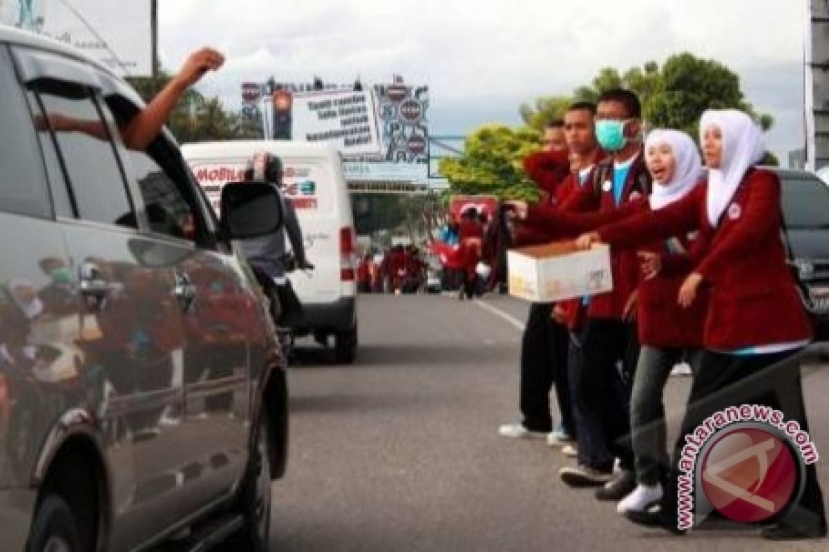 Mahasiswa Himpun Sumbangan Kebakaran