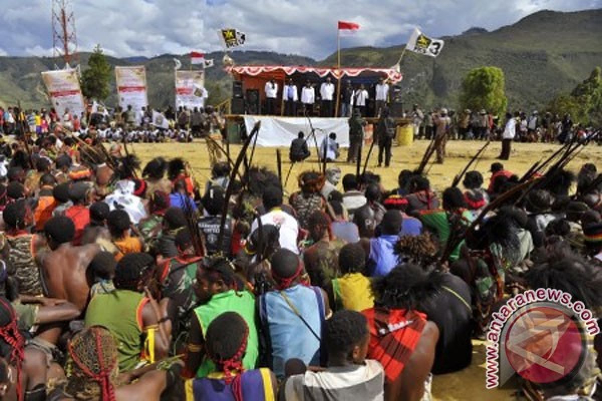 Lembaga adat Papua ingin dialog dengan Kapolri Tito