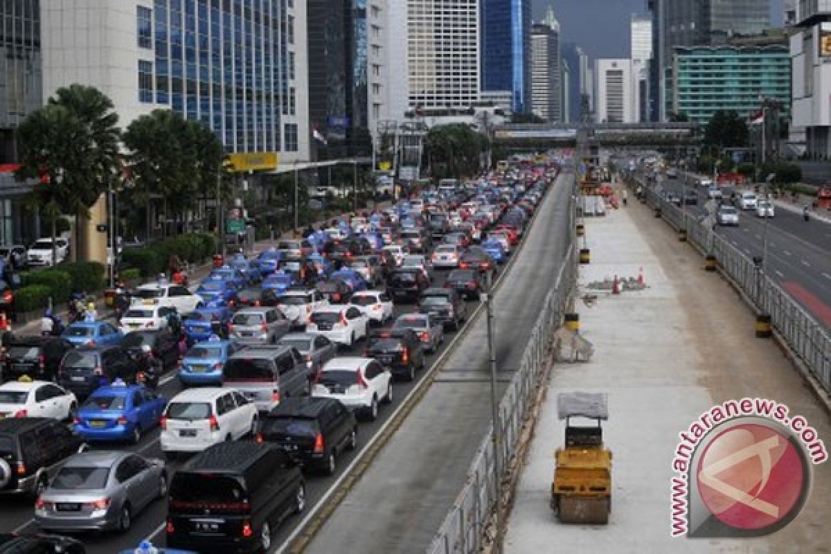 Menerawang masa depan transportasi publik Ibu Kota