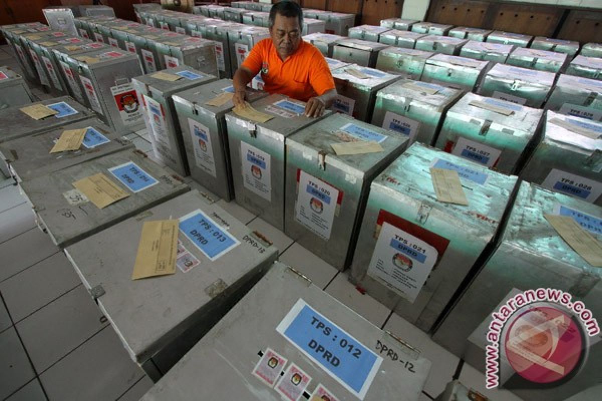 KPU Lampung pastikan distribusi logistik tuntas Selasa