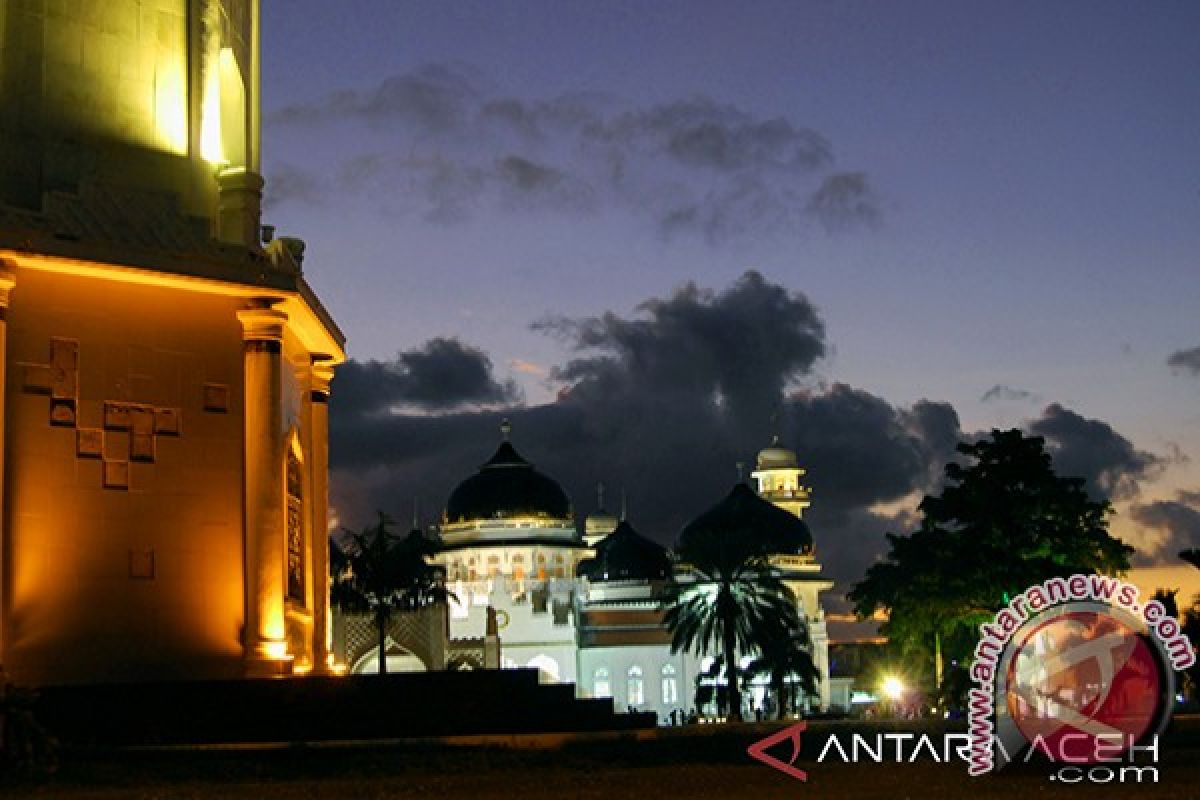 Wisata Religi Mesjid Raya Baiturrahman