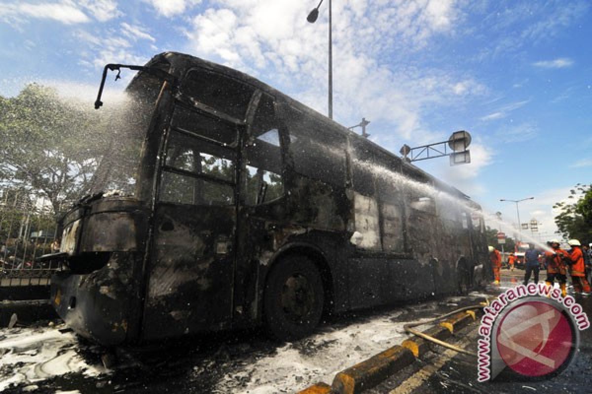 Rekanan transjakarta tidak penuh panggilan Kejaksaan Agung