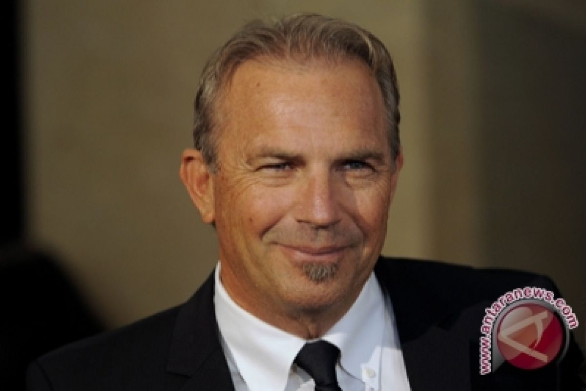 Kevin Costner bantah tudingan pelecehan seksual di lokasi syuting