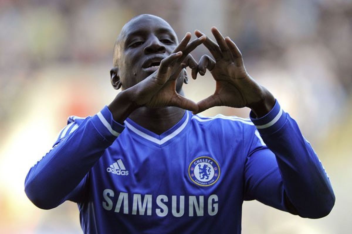 Besiktas incar pemain Chelsea Demba Ba