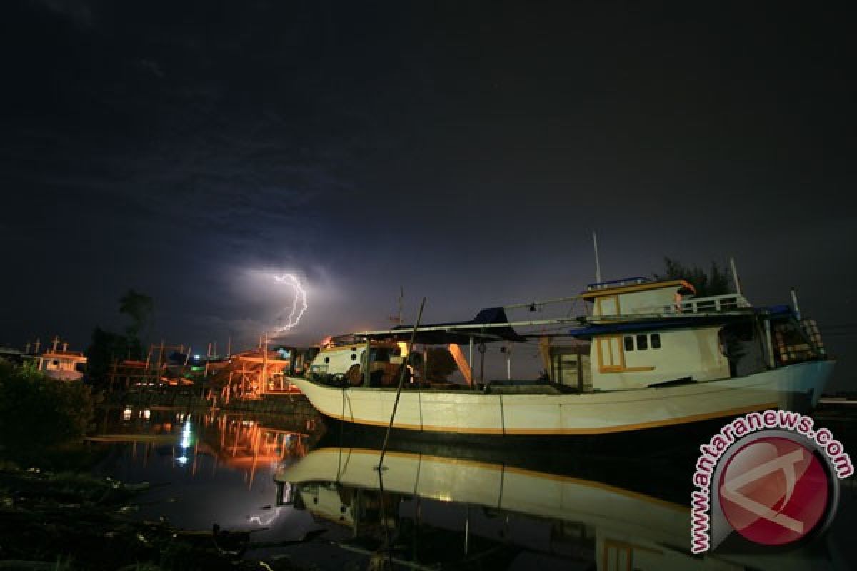 BMKG imbau warga Karimun waspadai  petir