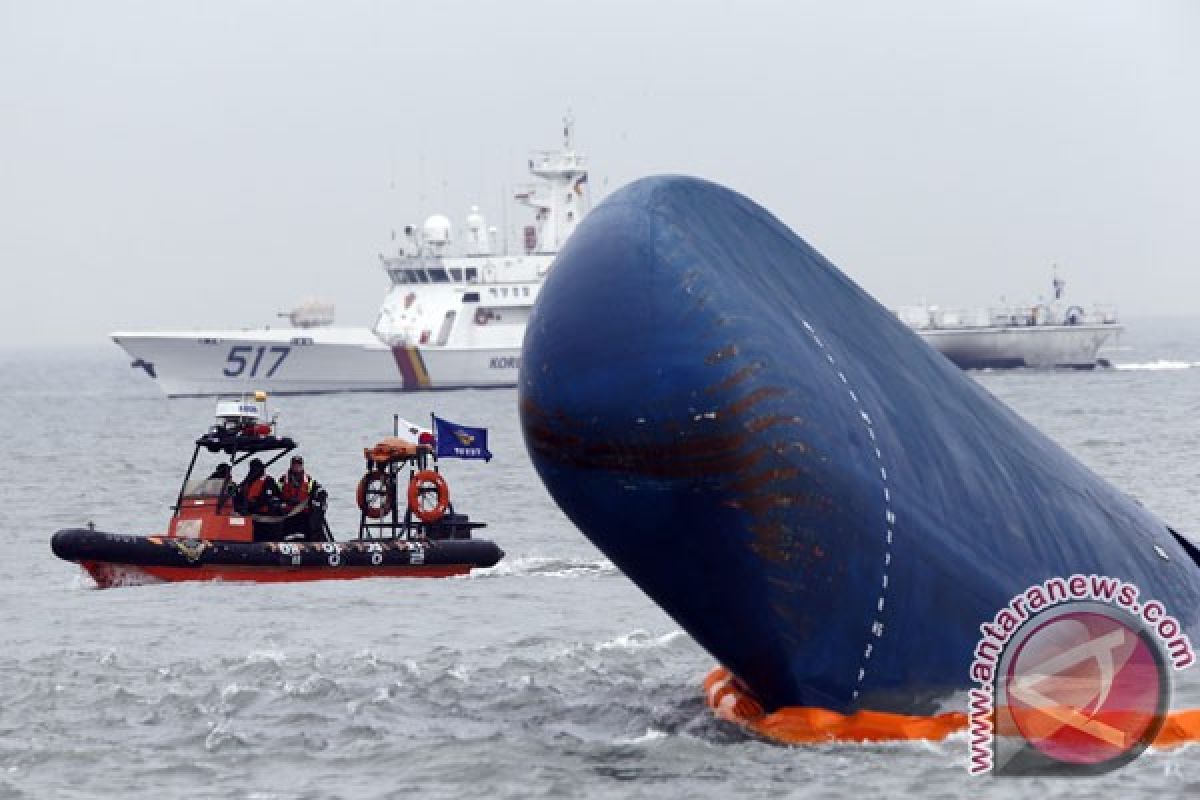 Kapal 471 penumpang tenggelam di Korsel