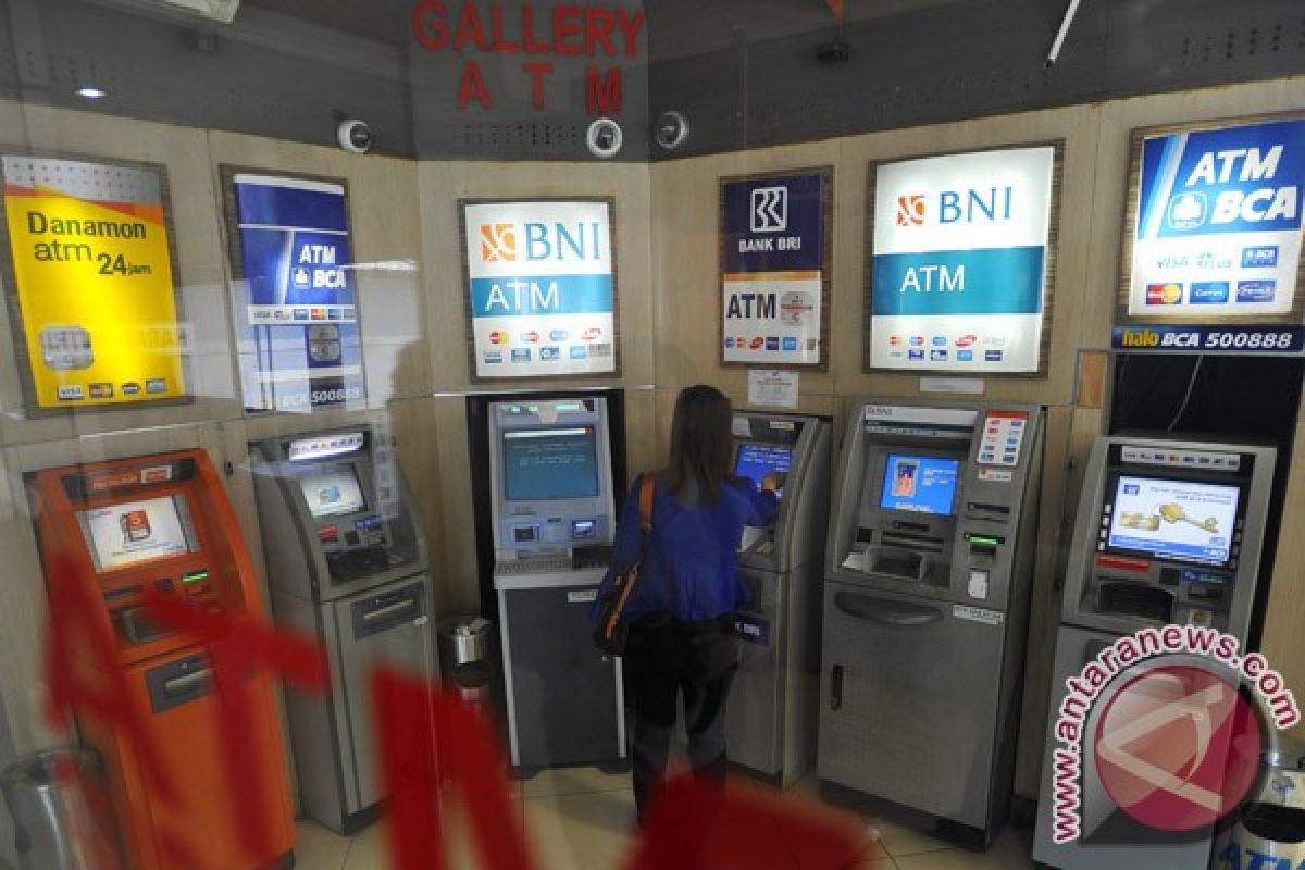 Banks checking payment systems to prevent theft