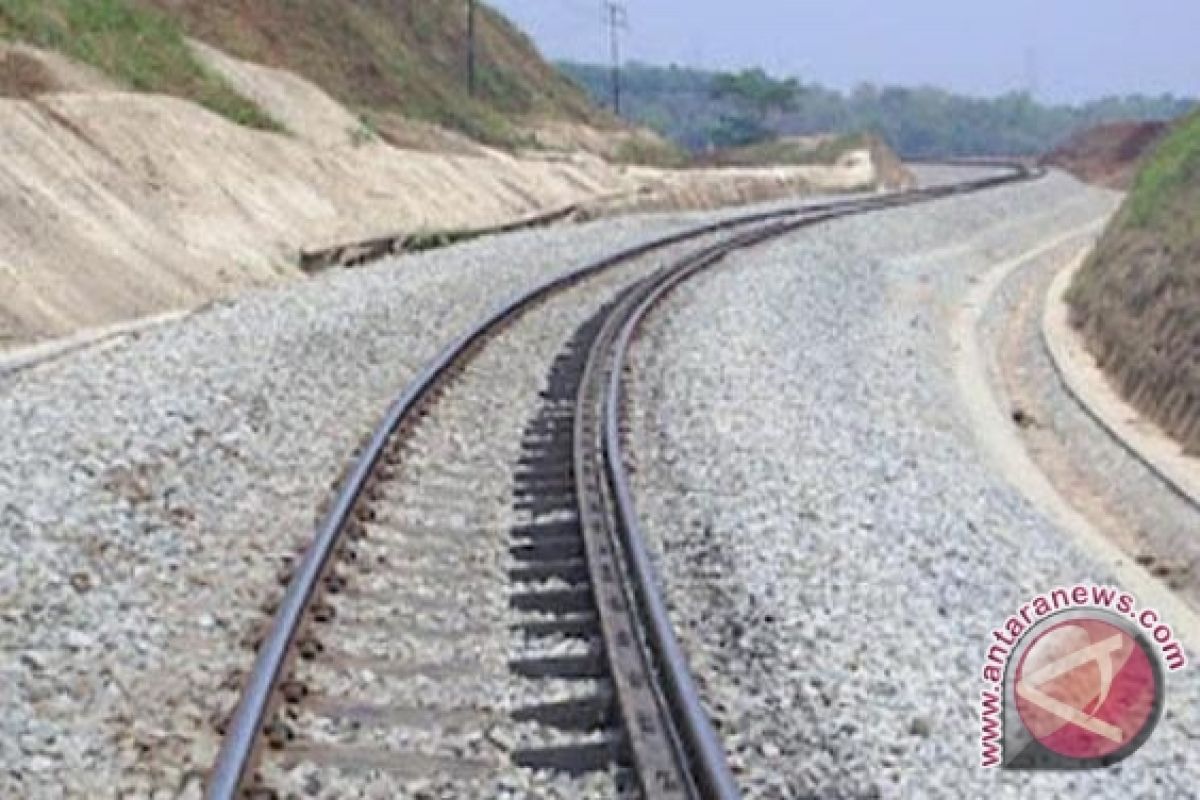 Lelang Rel Ka Kalteng Terisa China Railway 
