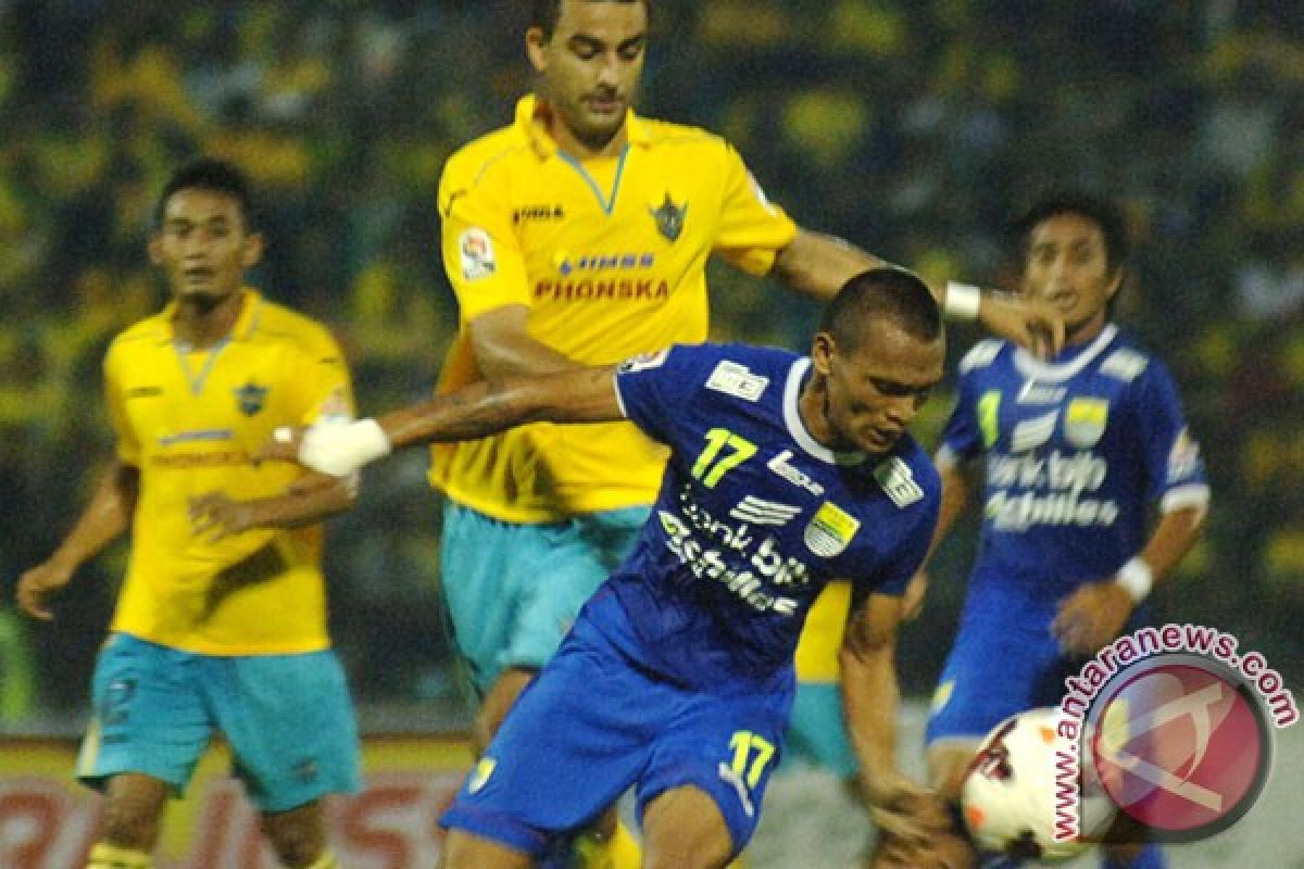 Persegres GU dipermalukan tim tamu Persib 1-4