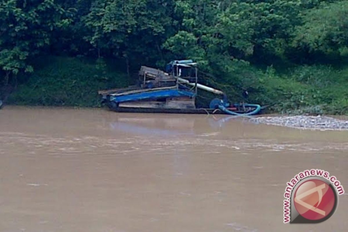 Oknum Kades diduga bekingi kegiatan penambangan emas