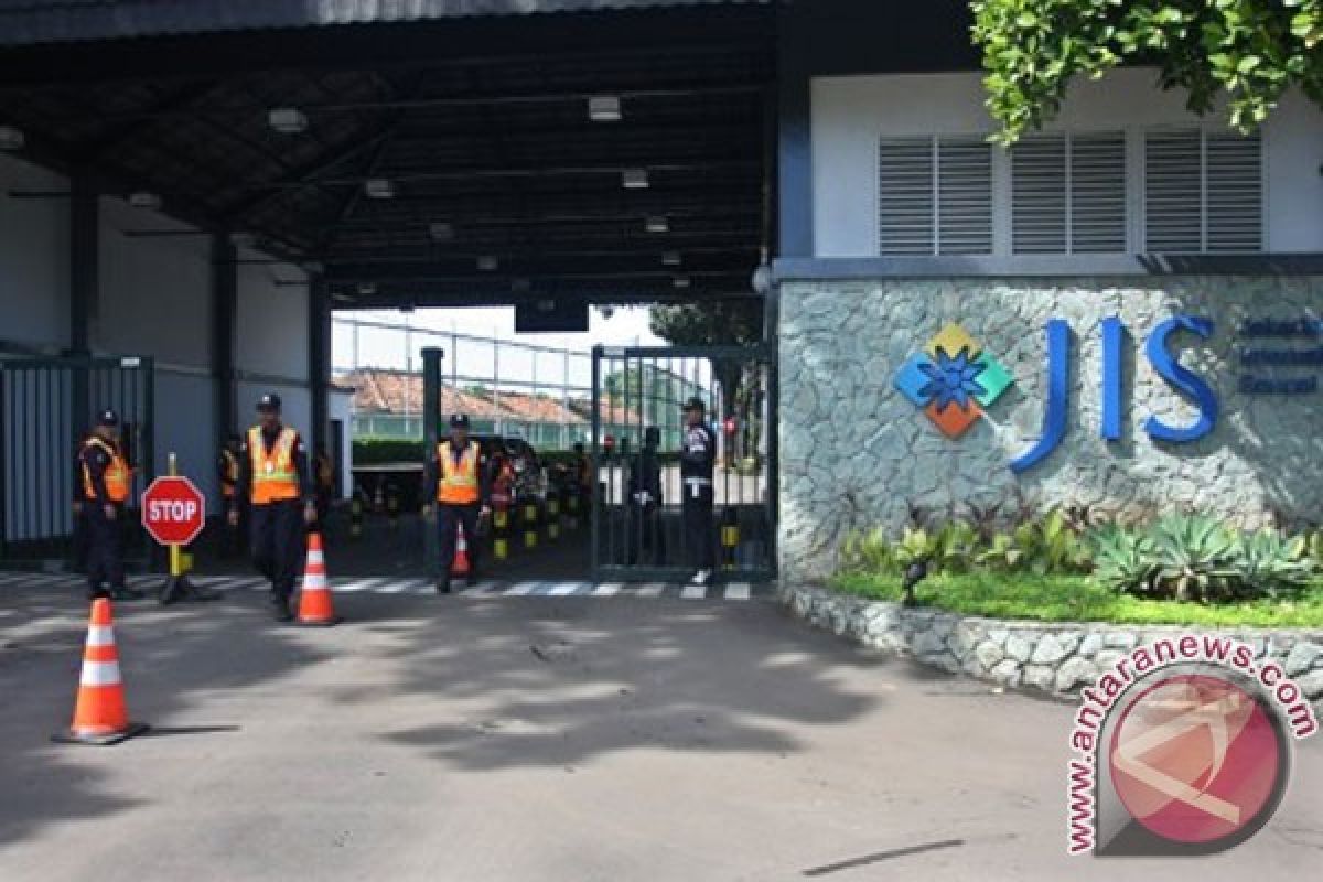 Kepala Sekolah JIS penuhi panggilan polisi