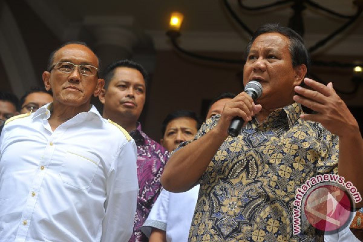 Prabowo ungkap isi pertemuan dengan Ical