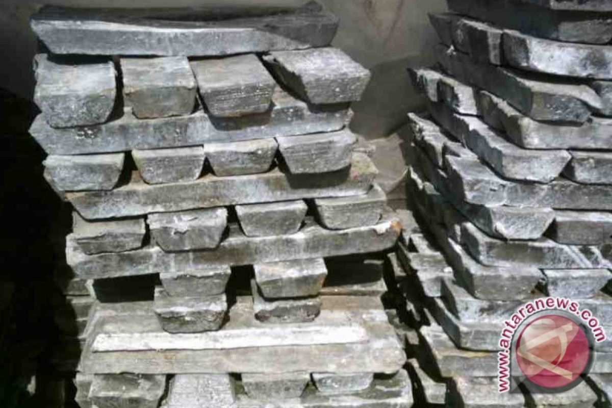 Distamben: Pemda Hanya Keluarkan Izin Timah Ingot