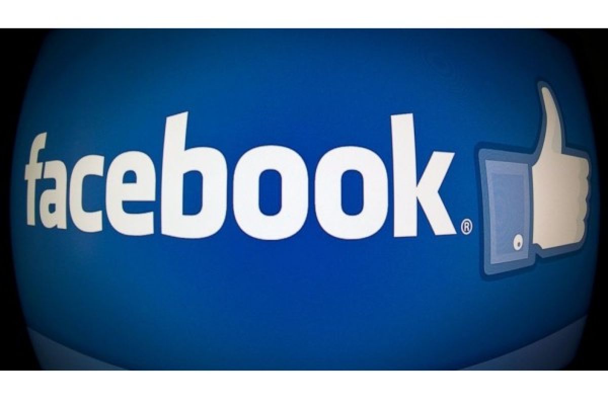 10 Selebriti Indonesia Paling Populer di Facebook