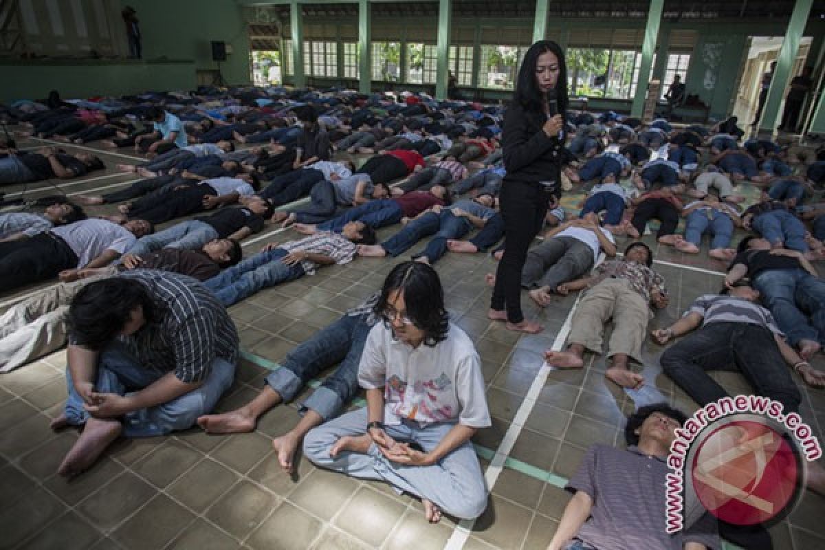 Hypnomotivasi Jelang Ujian Nasional