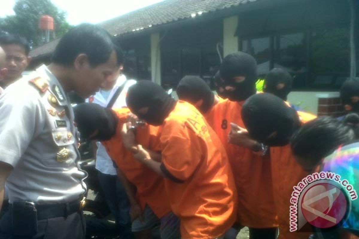 Polisi tembak lima pelaku pencuri motor