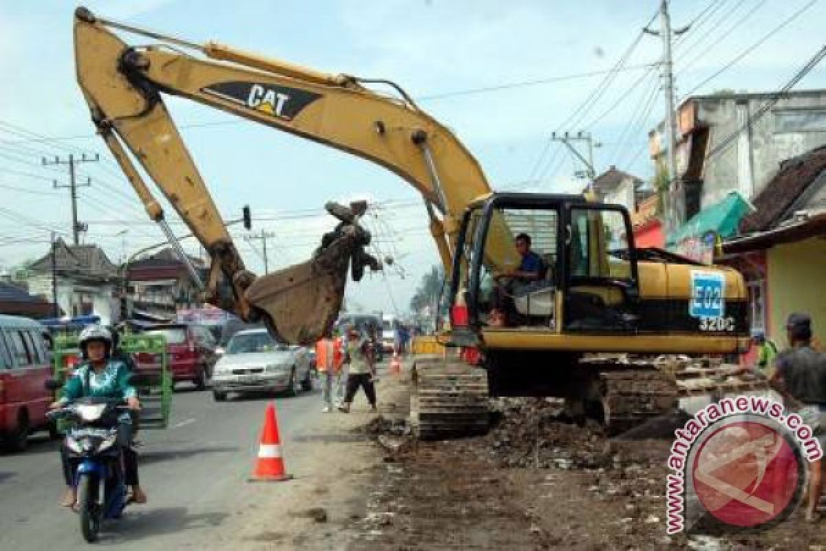Pembebasan lahan jalan Cibarusah-Serang belum tuntas