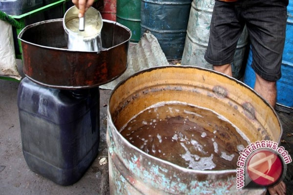 Warga Koba Masih Butuh Minyak Tanah