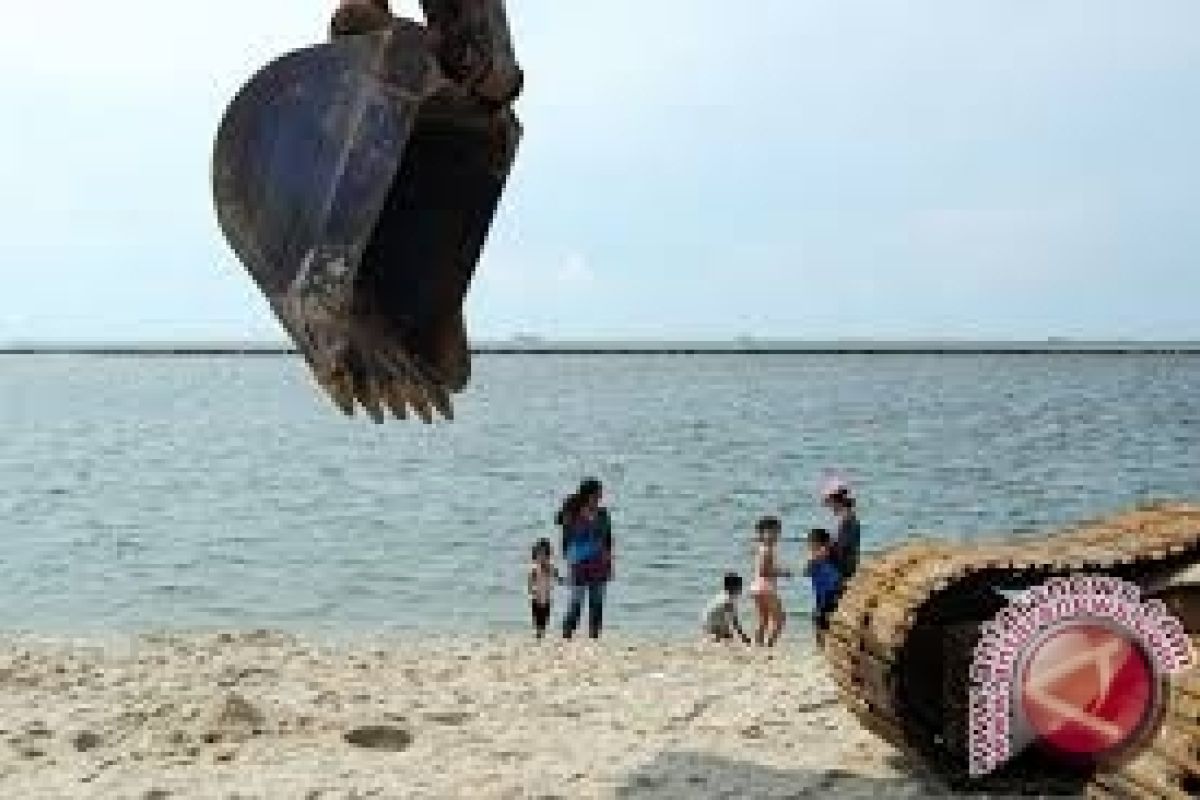 Reklamasi Pantai Dinilai Mendangkalkan Pelabuhan Mamuju