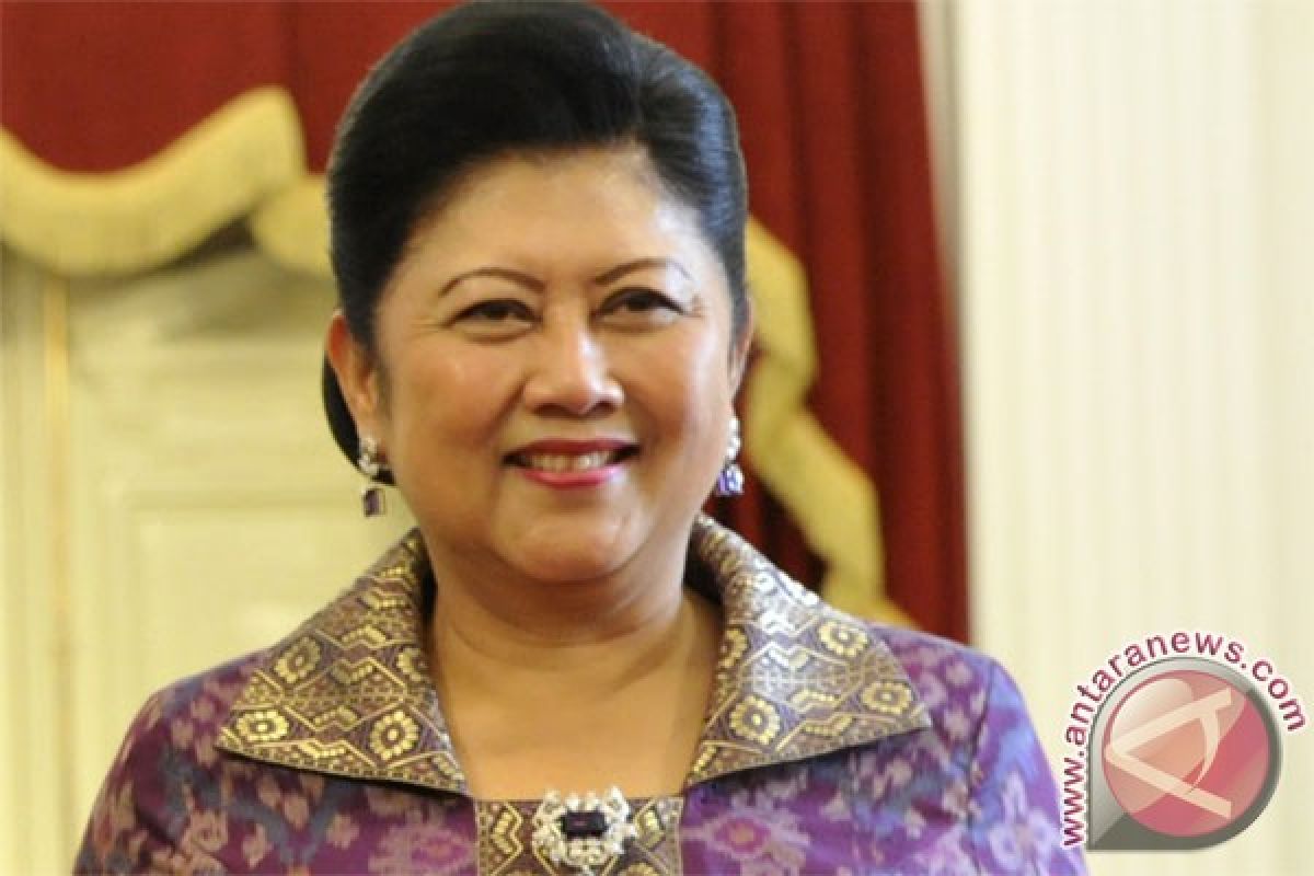Ani Yudhoyono akan hadiri peringatan Hari Batik