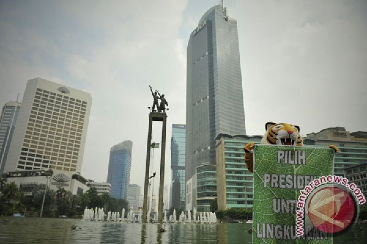 Ditinggal pembantu mudik, warga Jakarta mengungsi ke hotel