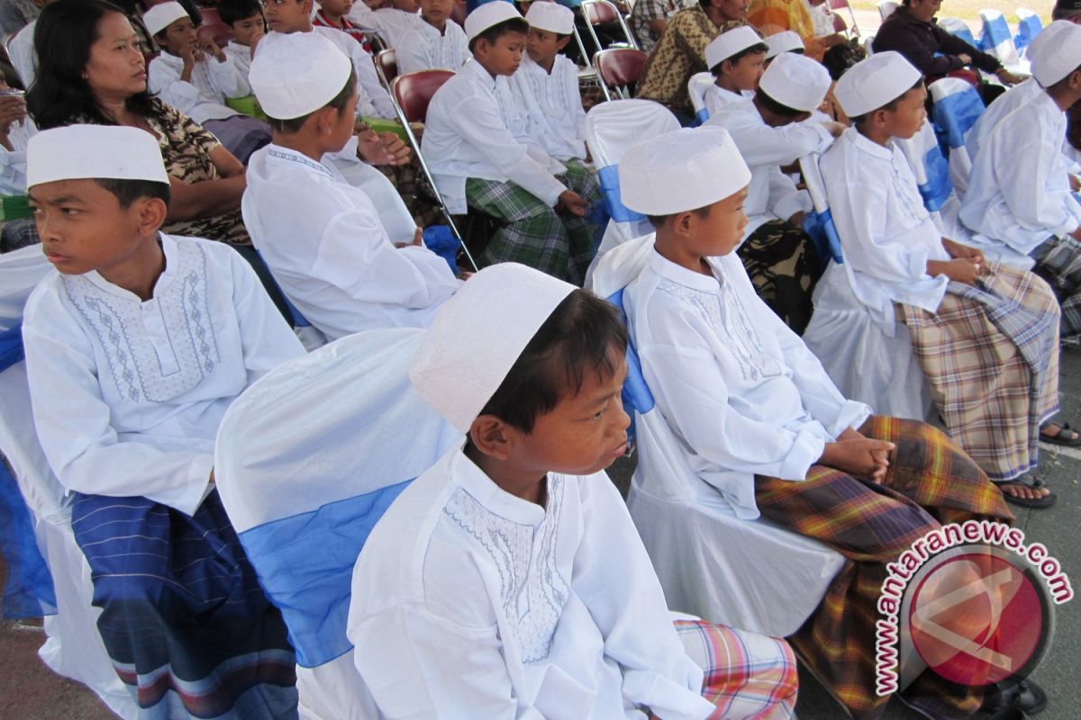 Program Khitanan Masal Bantu Warga Kurang Mampu