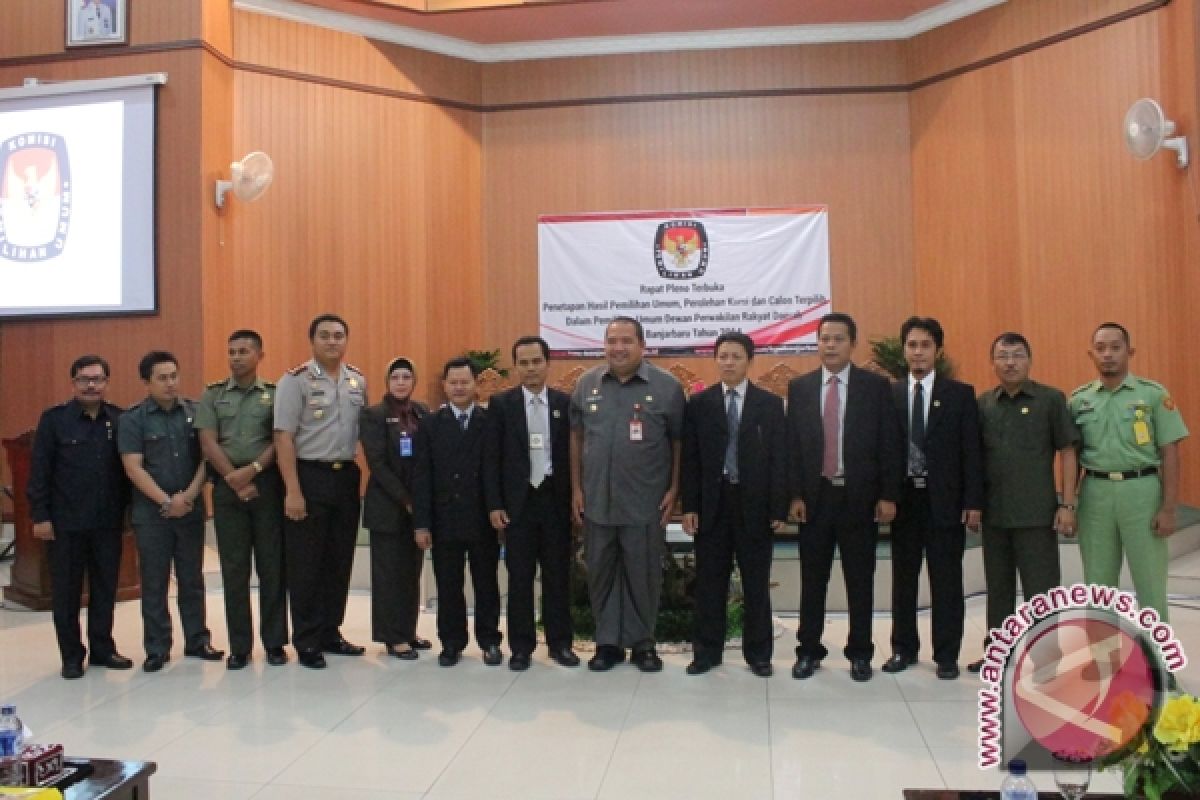KPU Banjarbaru Tetapkan 30 Caleg 