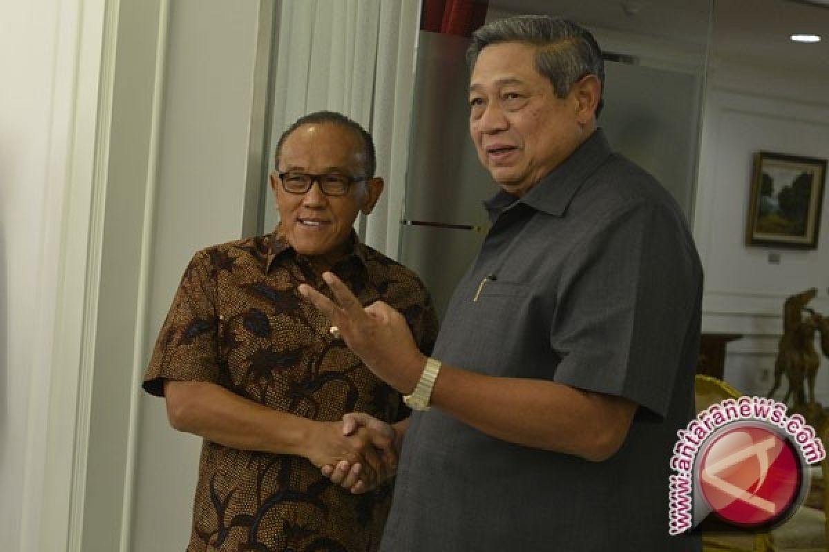 Aburizal Bakrie temui Presiden Yudhoyono di Istana